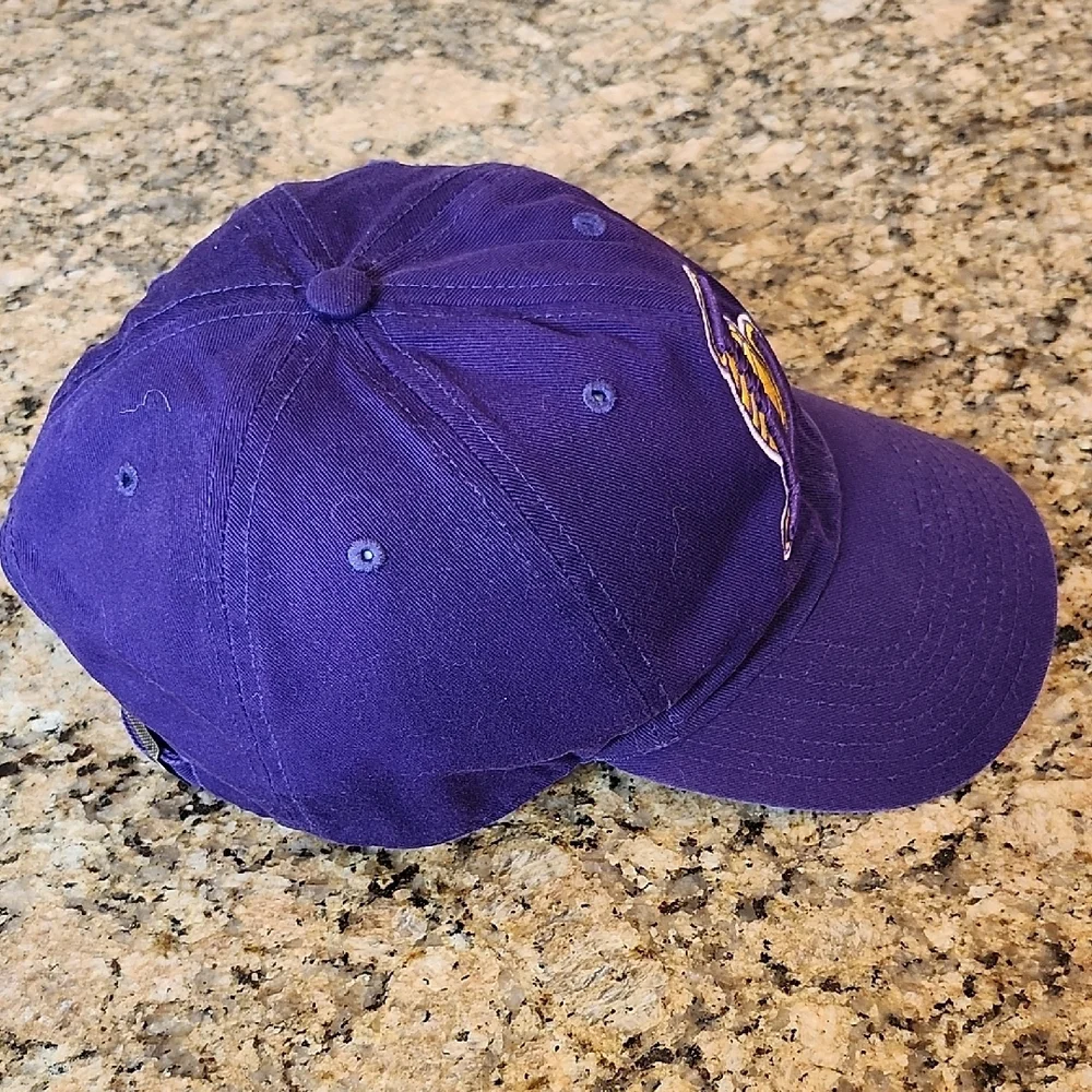 Lakers‎ NBA Purple Cap with Iconic Logo